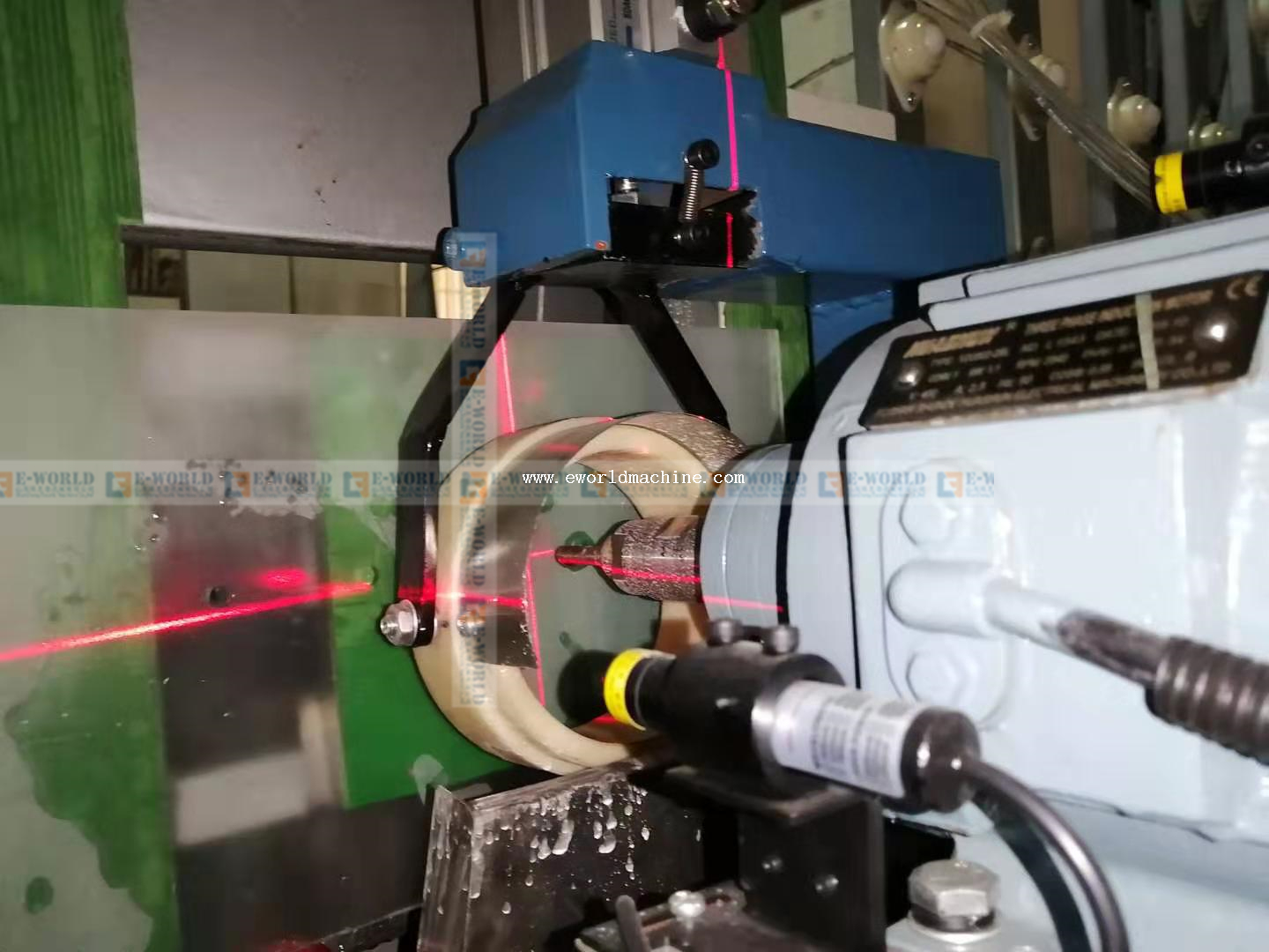 Skillful manufacture glass drilling machine cnc cnc glass drilling machine